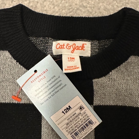 Cat & Jack Black and Gray Crew Neck Sweater - Picture 3 of 3